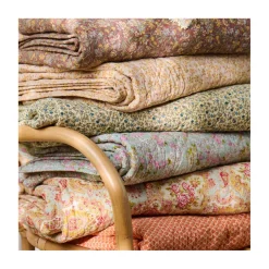 Quilt tæppe - beige m/gule, grønne og hindbærfarvede blomster